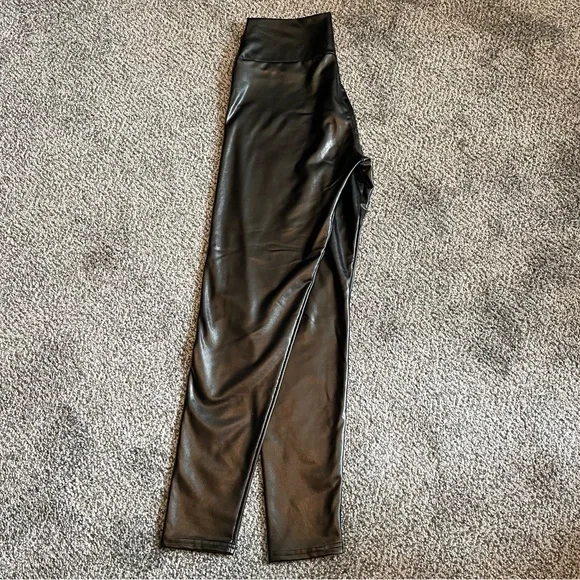 Stretchy Faux Leather Leggings - Medium - Picture 2 of 8